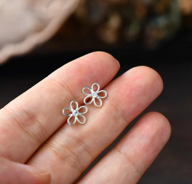 Sterling Silver Minimalist Forget Me Not Flower Blossom Studs Earrings , Delicate Earrings,Simple Nature Inspired Dainty Earrings