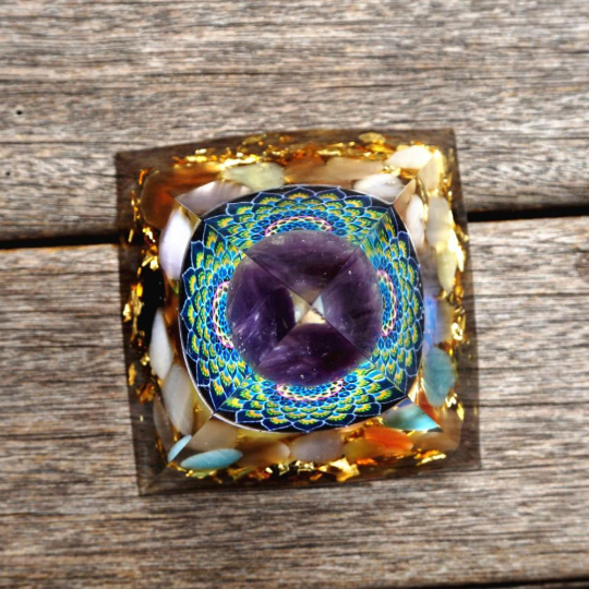 Natural Amethyst Crystal Sphere Orgone Pyramid-Cat Eye Orgonite Pyramid