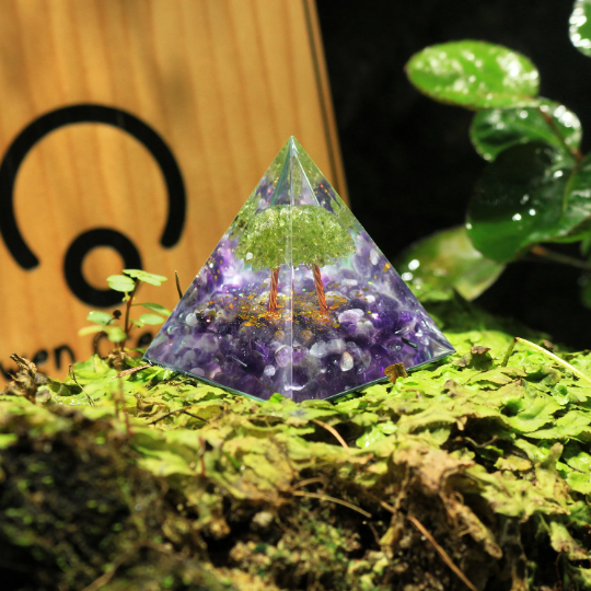 Tree of Life Peridot Orgone Pyramid-Amethyst Meditation Pyramid
