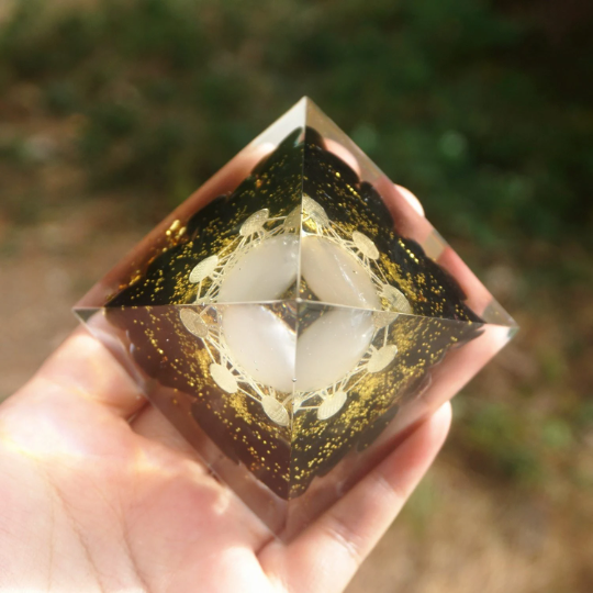 Sacred Geometry Orgonite Pyramid-Obsidian Crystal Orgone Pyramid