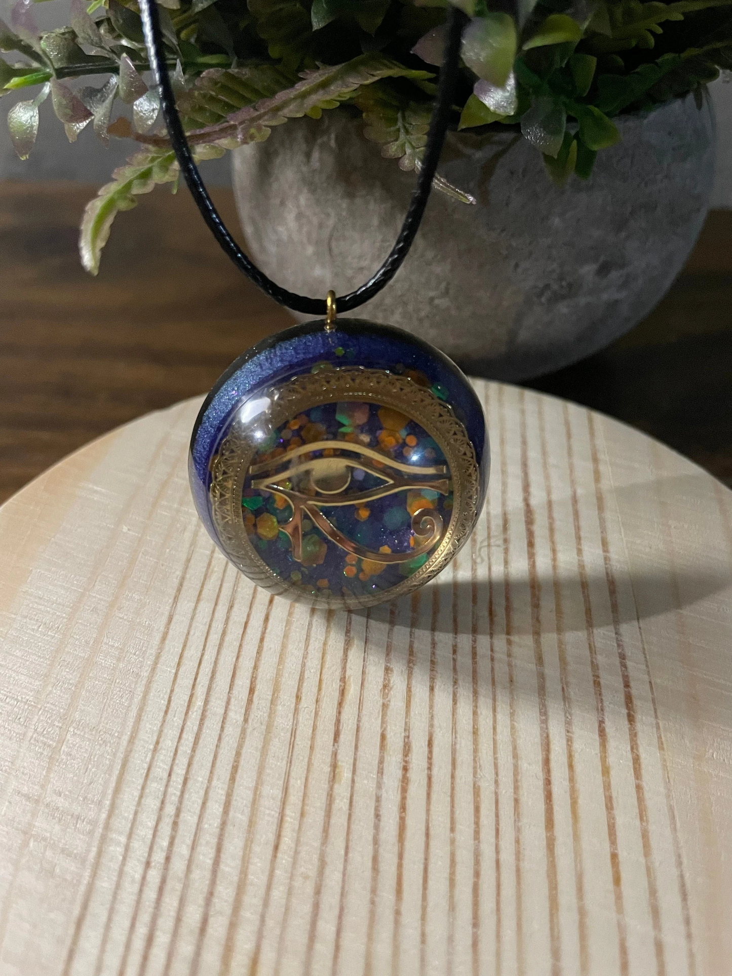 Orgone orgonite Eye of Horus luminous gravel-EMF Protection Chakra Healing Orgone-Orgonite Gift